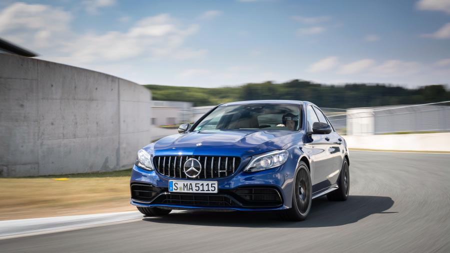  Mercedes-AMG C63 S (W205) 2018 года  (WW) (фото 14 из 44)
